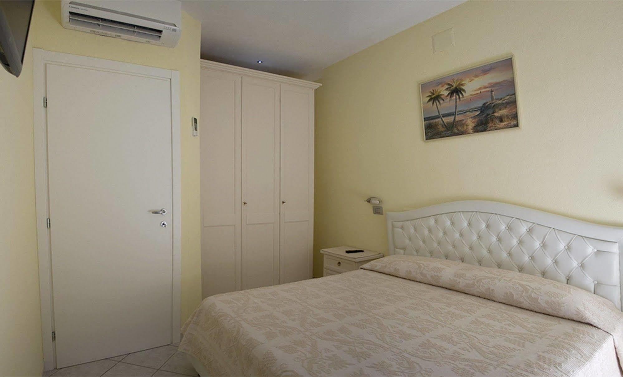 R&Z Getaway Apartment Santa Maria Екстериор снимка